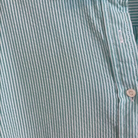 I. McLaughlin Women’s Finn Button Down Seersucker Shirt - Picture 2 of 3